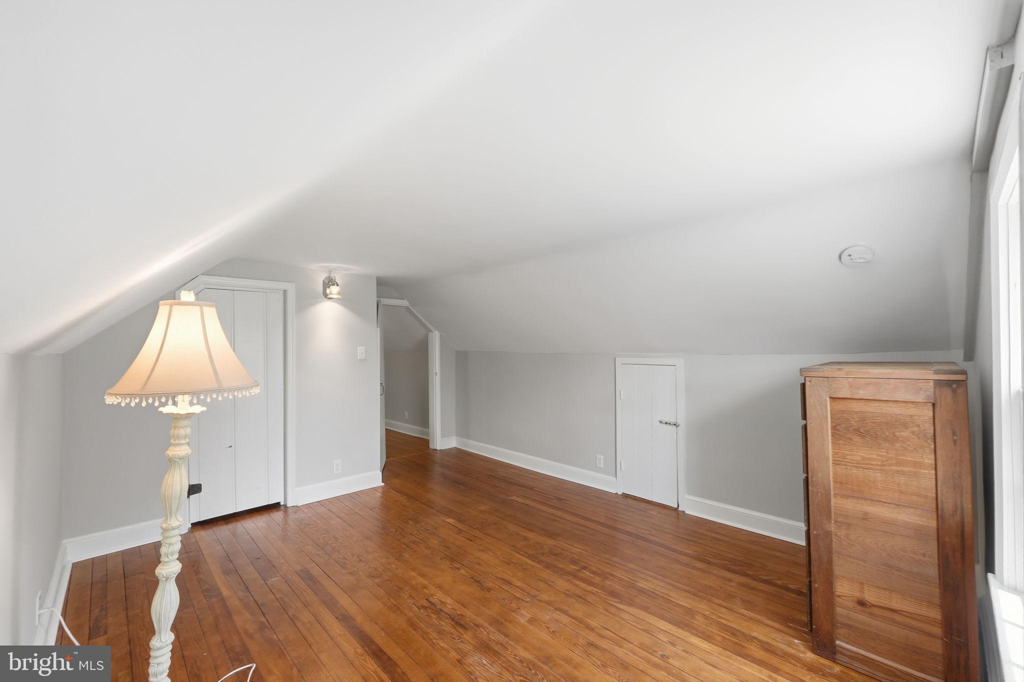 ROCKVILLE OUTSIDE - Residential