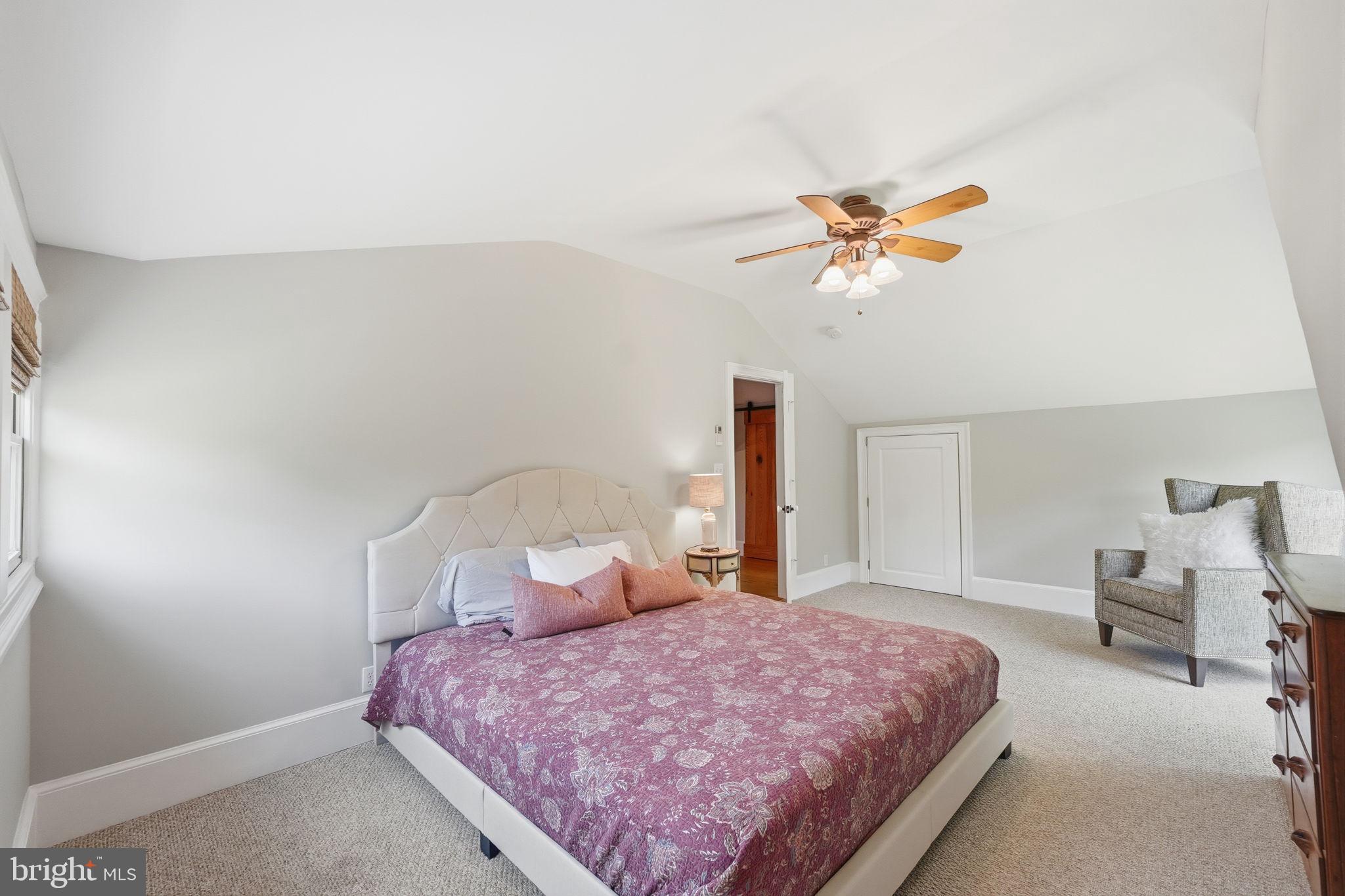 ROCKVILLE OUTSIDE - Residential