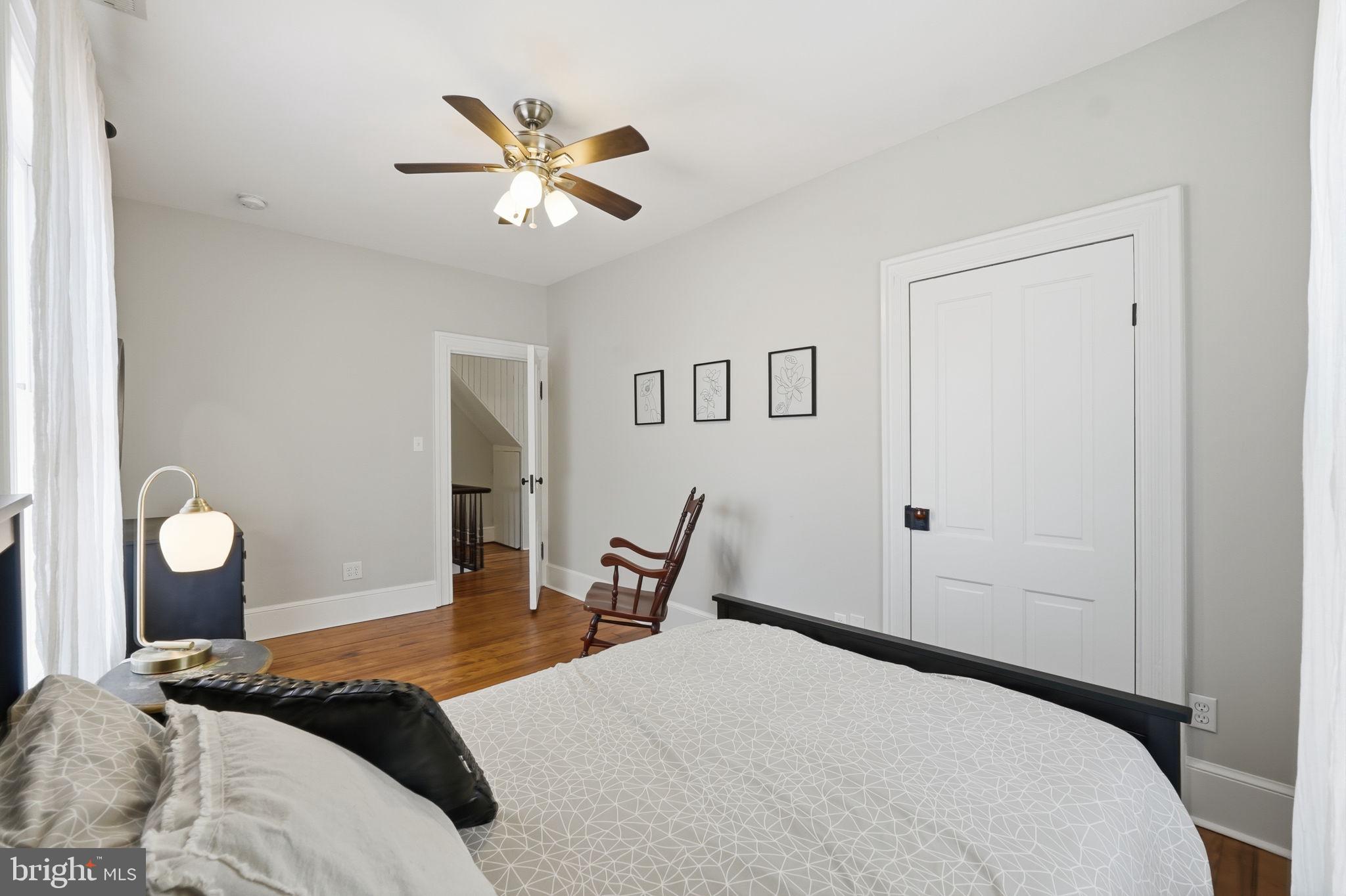 ROCKVILLE OUTSIDE - Residential