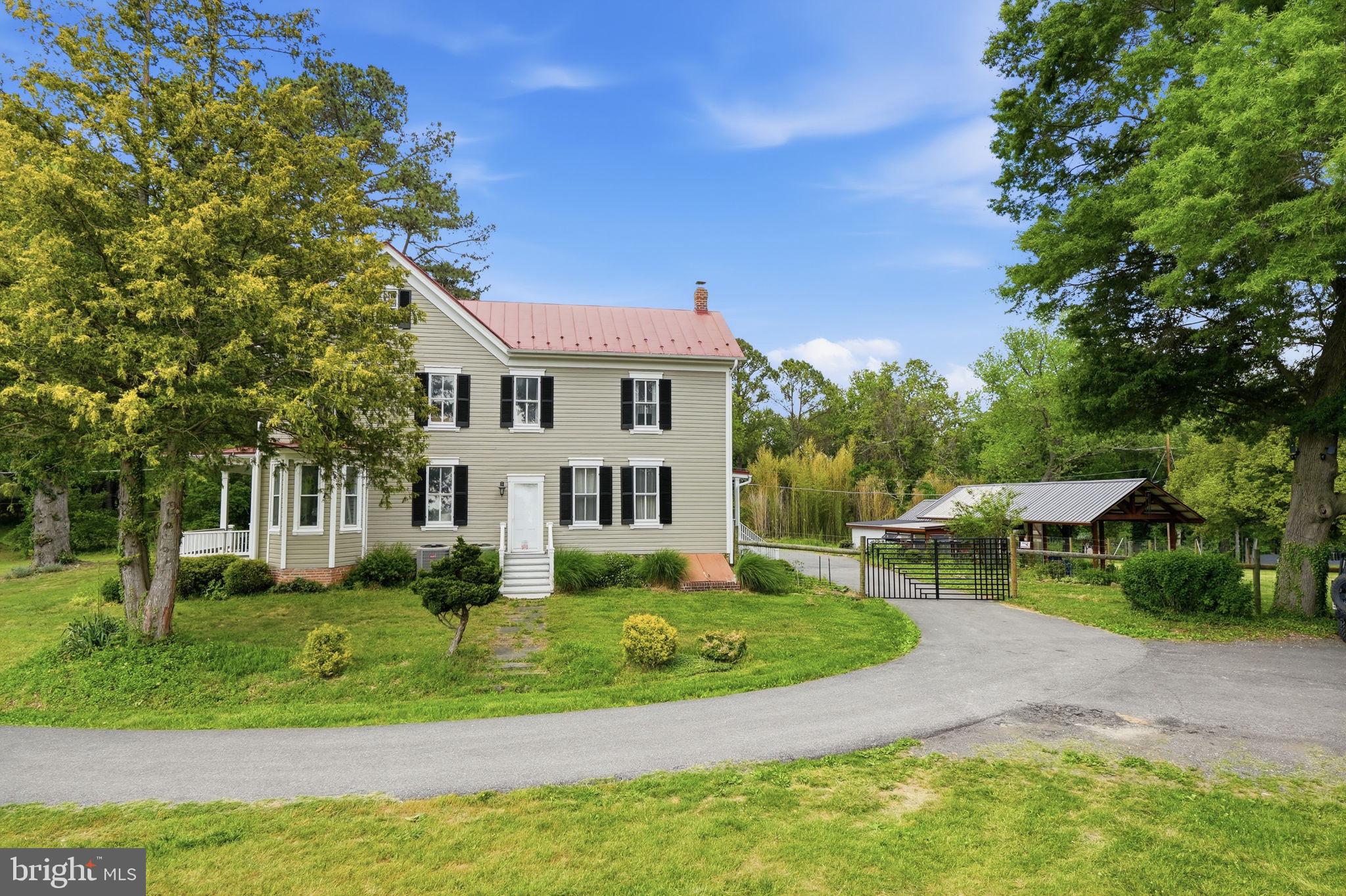 ROCKVILLE OUTSIDE - Residential