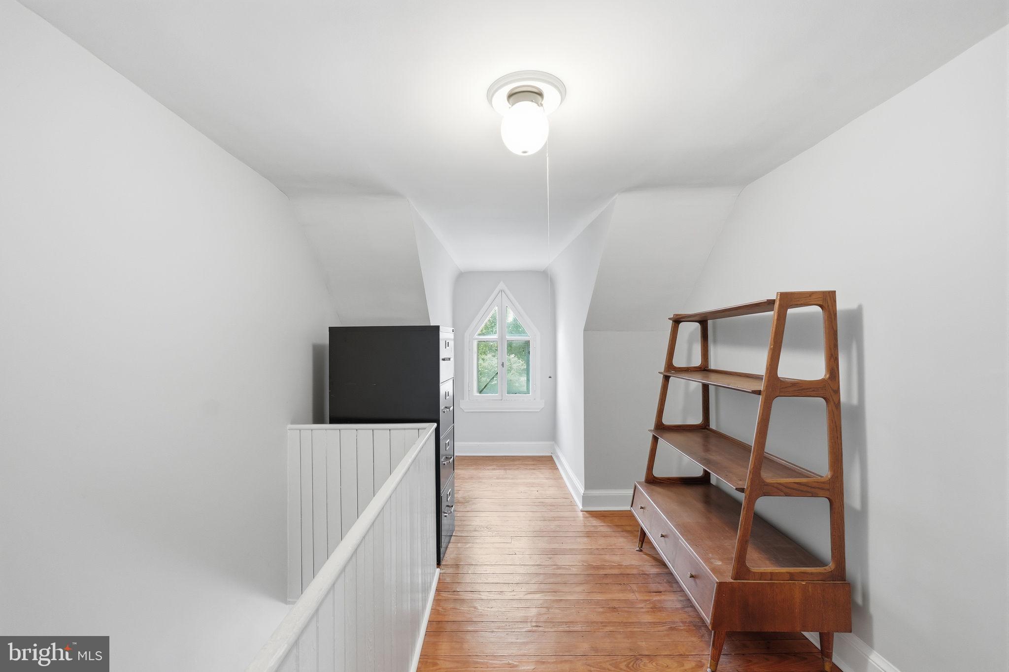 ROCKVILLE OUTSIDE - Residential
