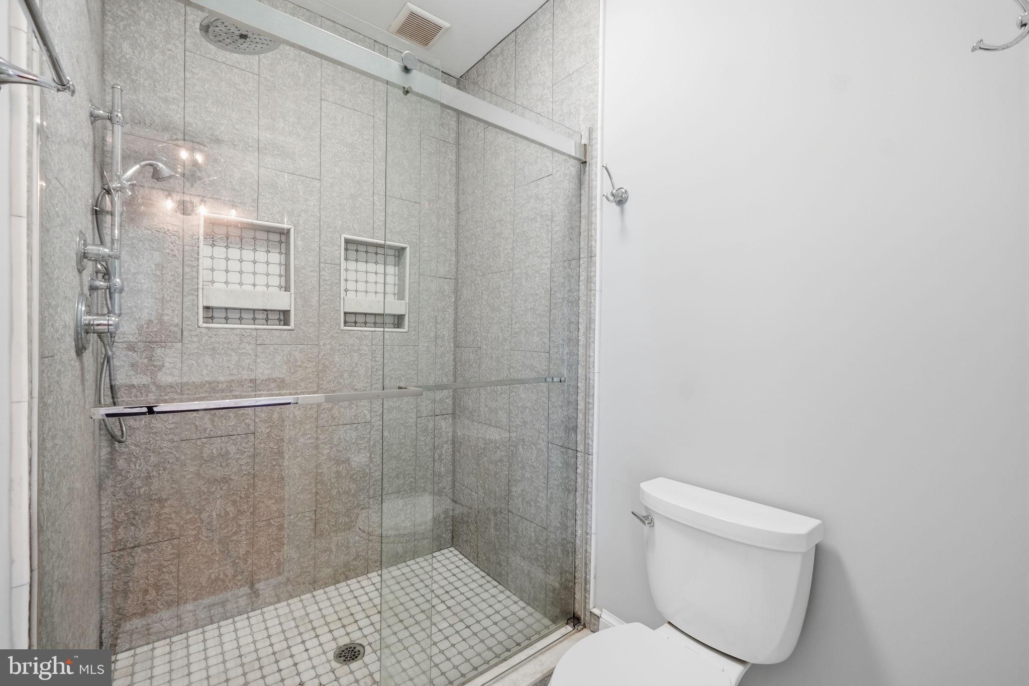 ROCKVILLE OUTSIDE - Residential