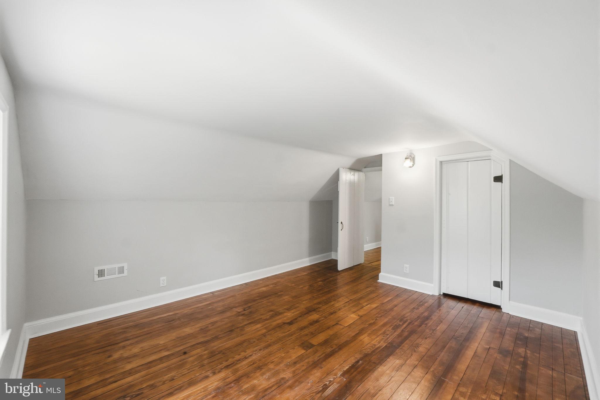 ROCKVILLE OUTSIDE - Residential