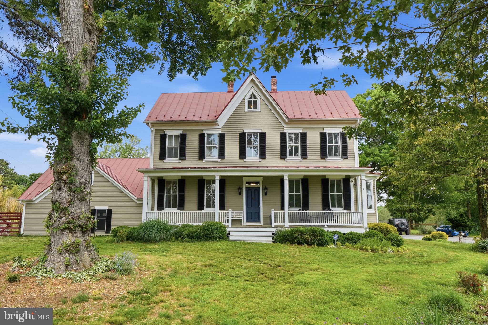 ROCKVILLE OUTSIDE - Residential