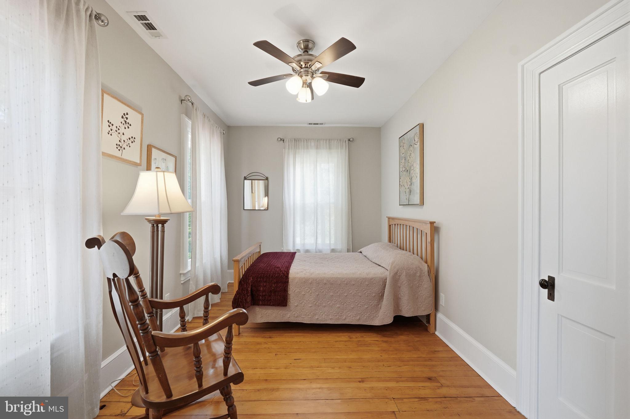 ROCKVILLE OUTSIDE - Residential
