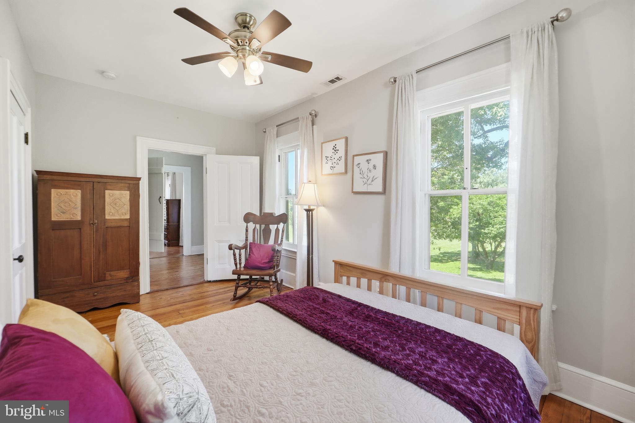 ROCKVILLE OUTSIDE - Residential