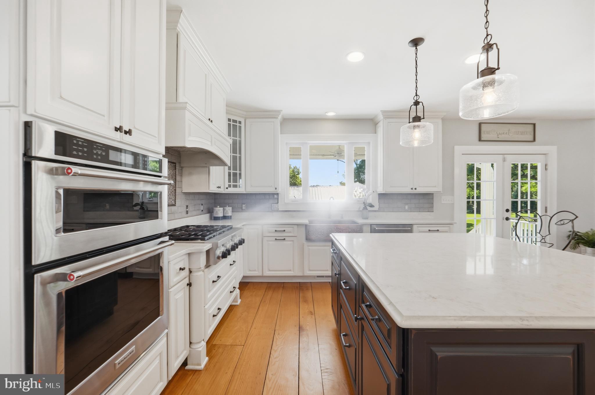 ROCKVILLE OUTSIDE - Residential