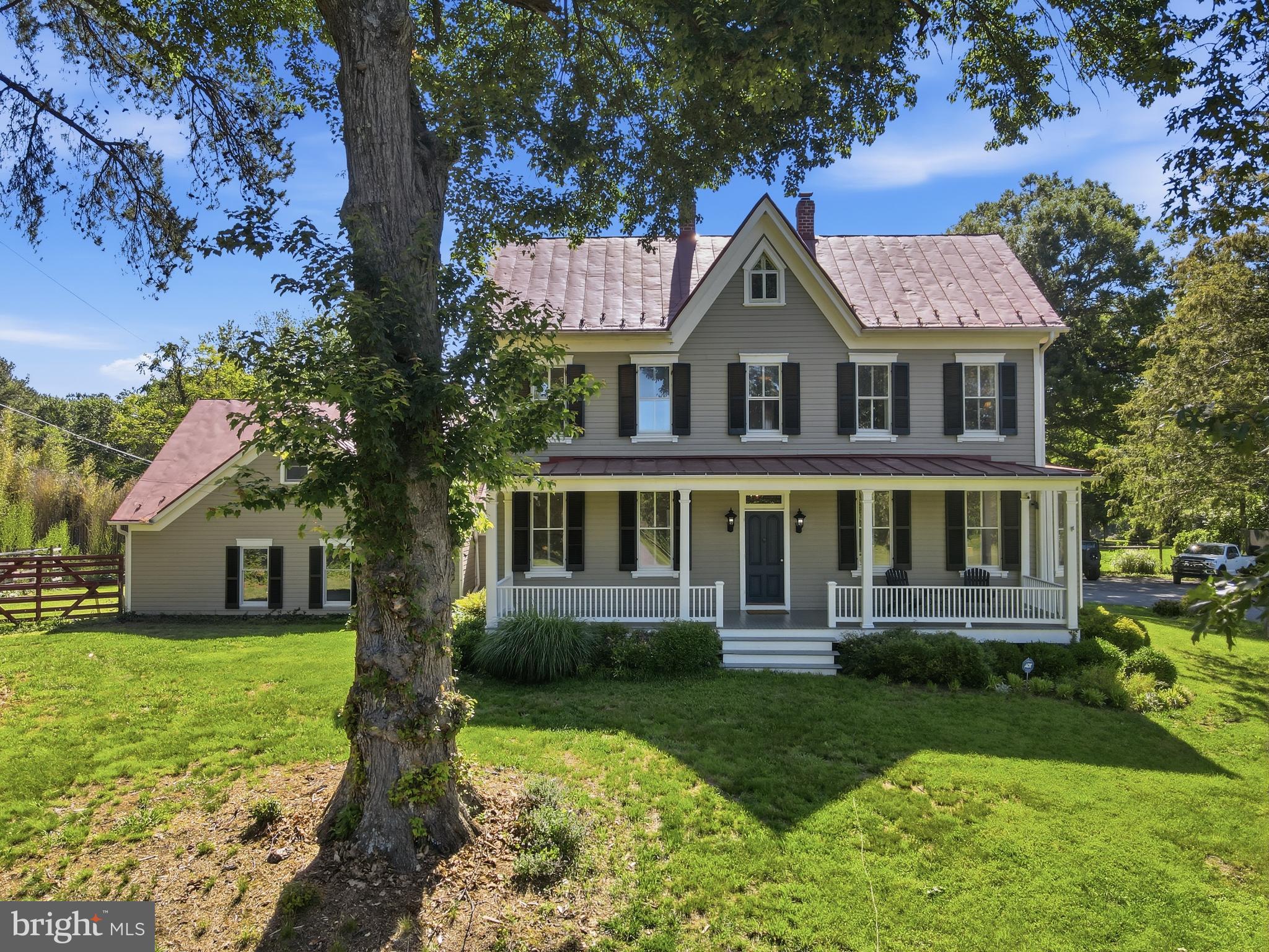 ROCKVILLE OUTSIDE - Residential