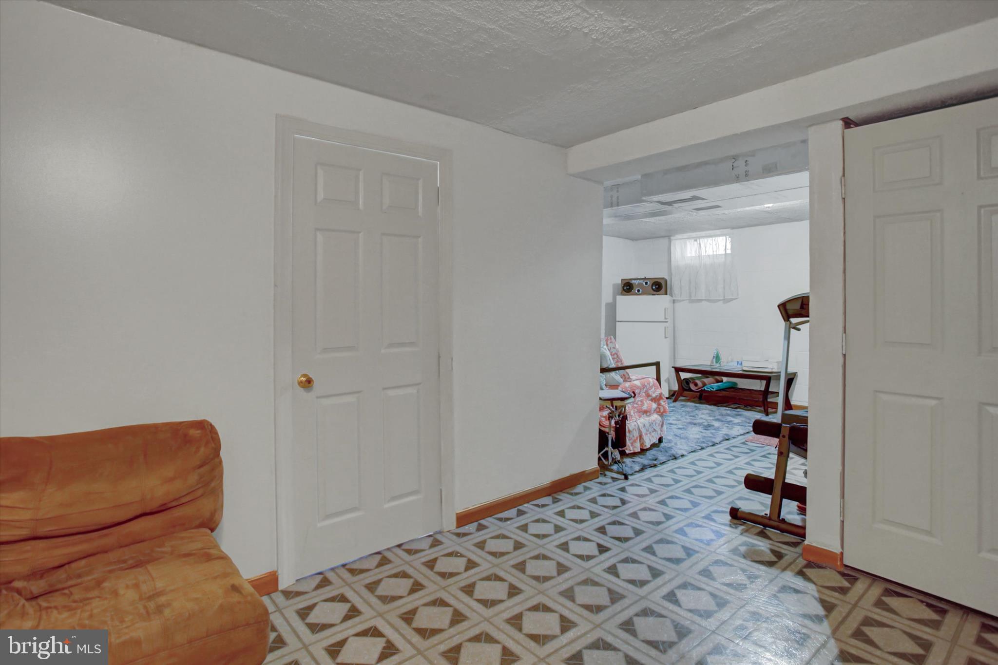 WASHINGTON TWP - Residential