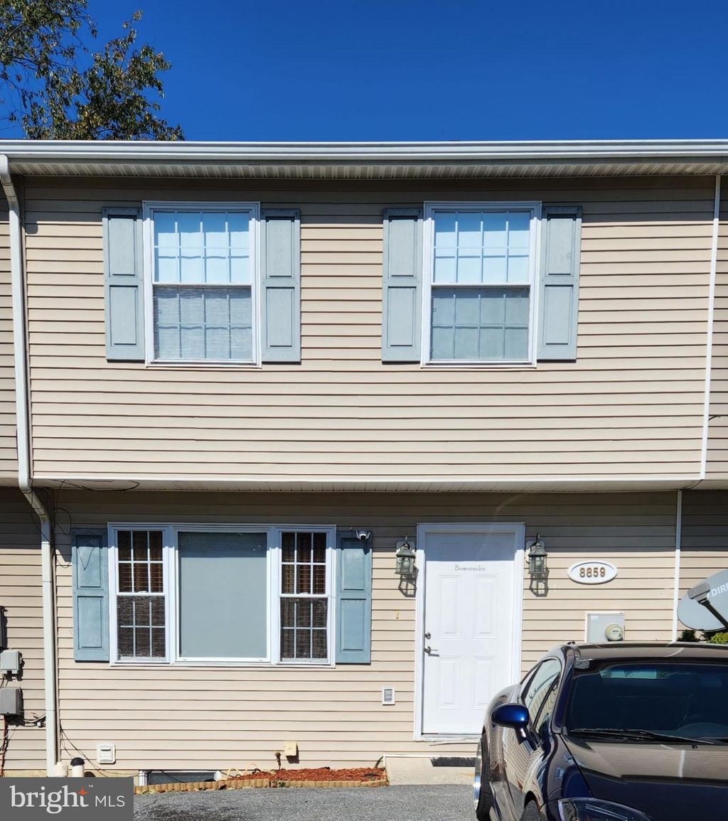 Photo of 8859 Picadilly Circle, WAYNESBORO, PA 17268 (MLS # PAFL2030938)