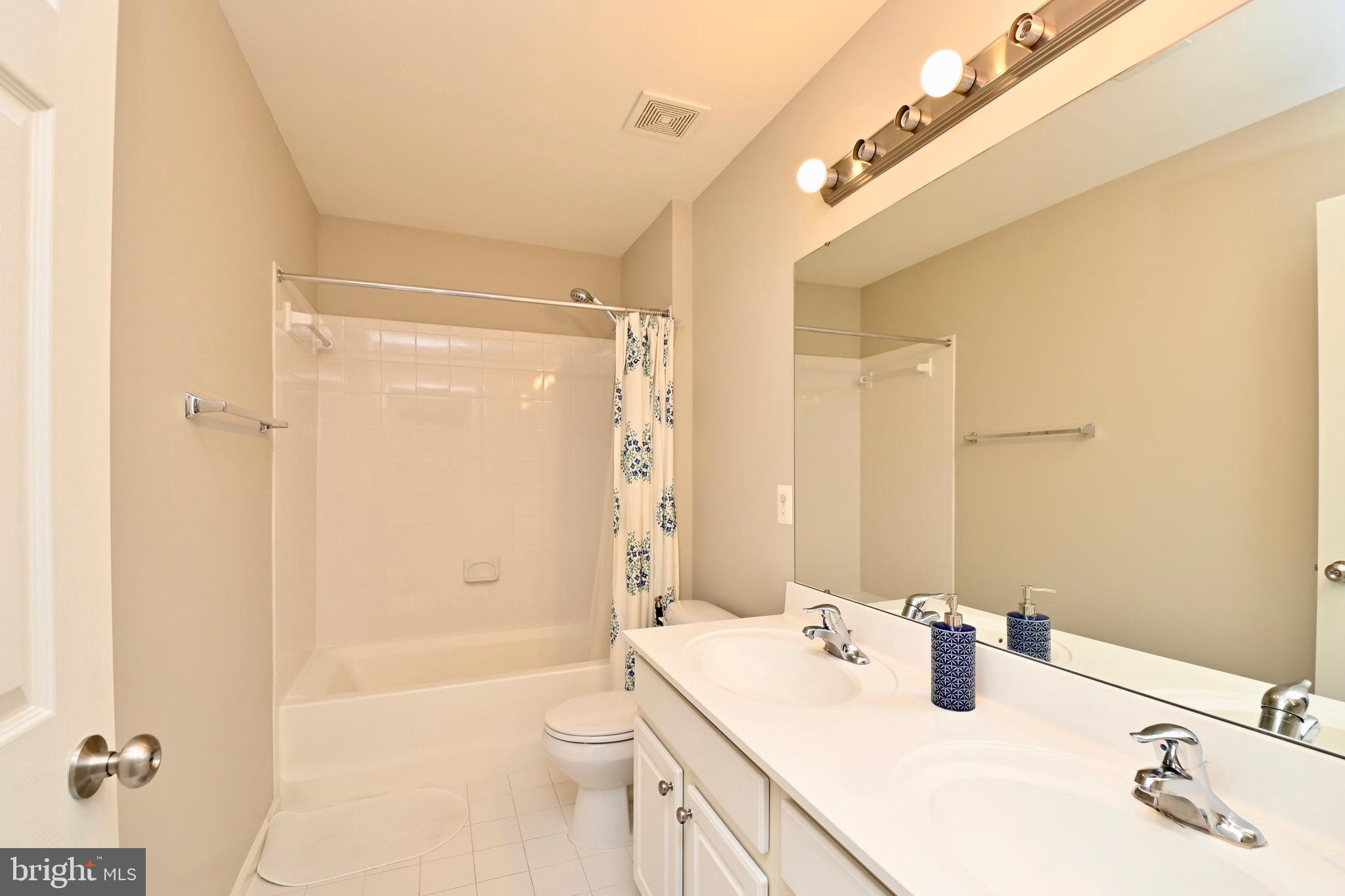 CHANTILLY PLACE - Residential