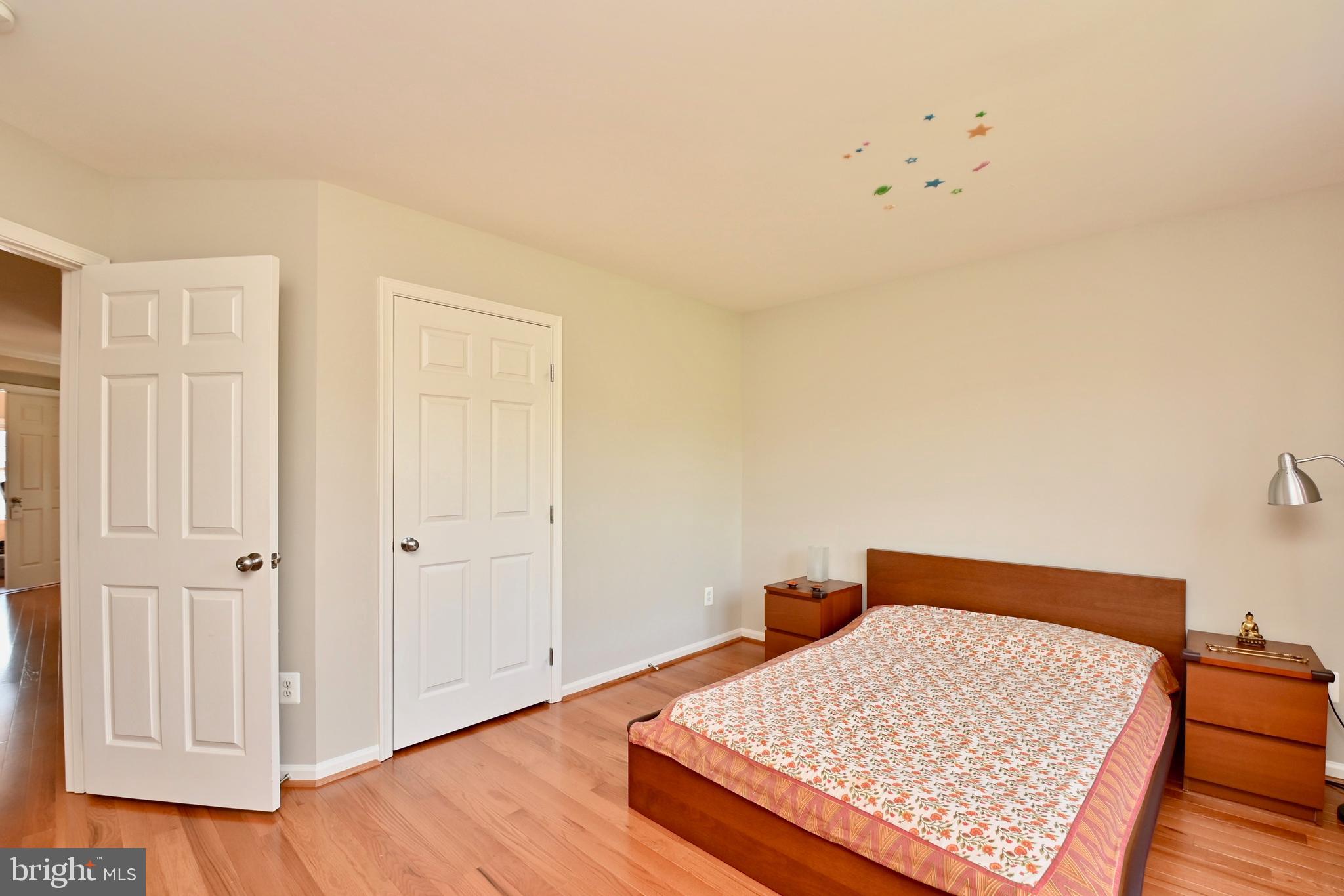 CHANTILLY PLACE - Residential