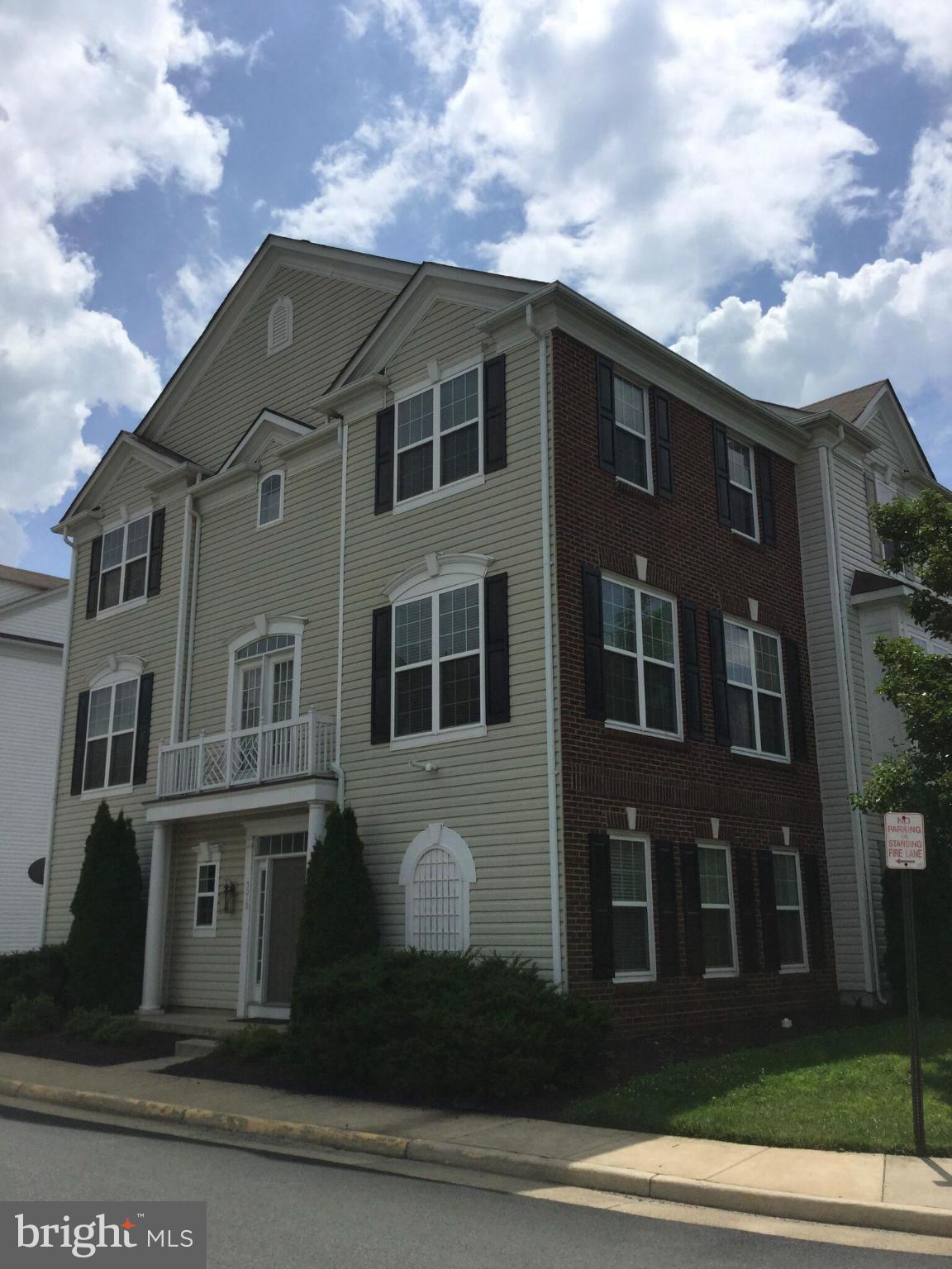 FAIRCREST - Residential Lease