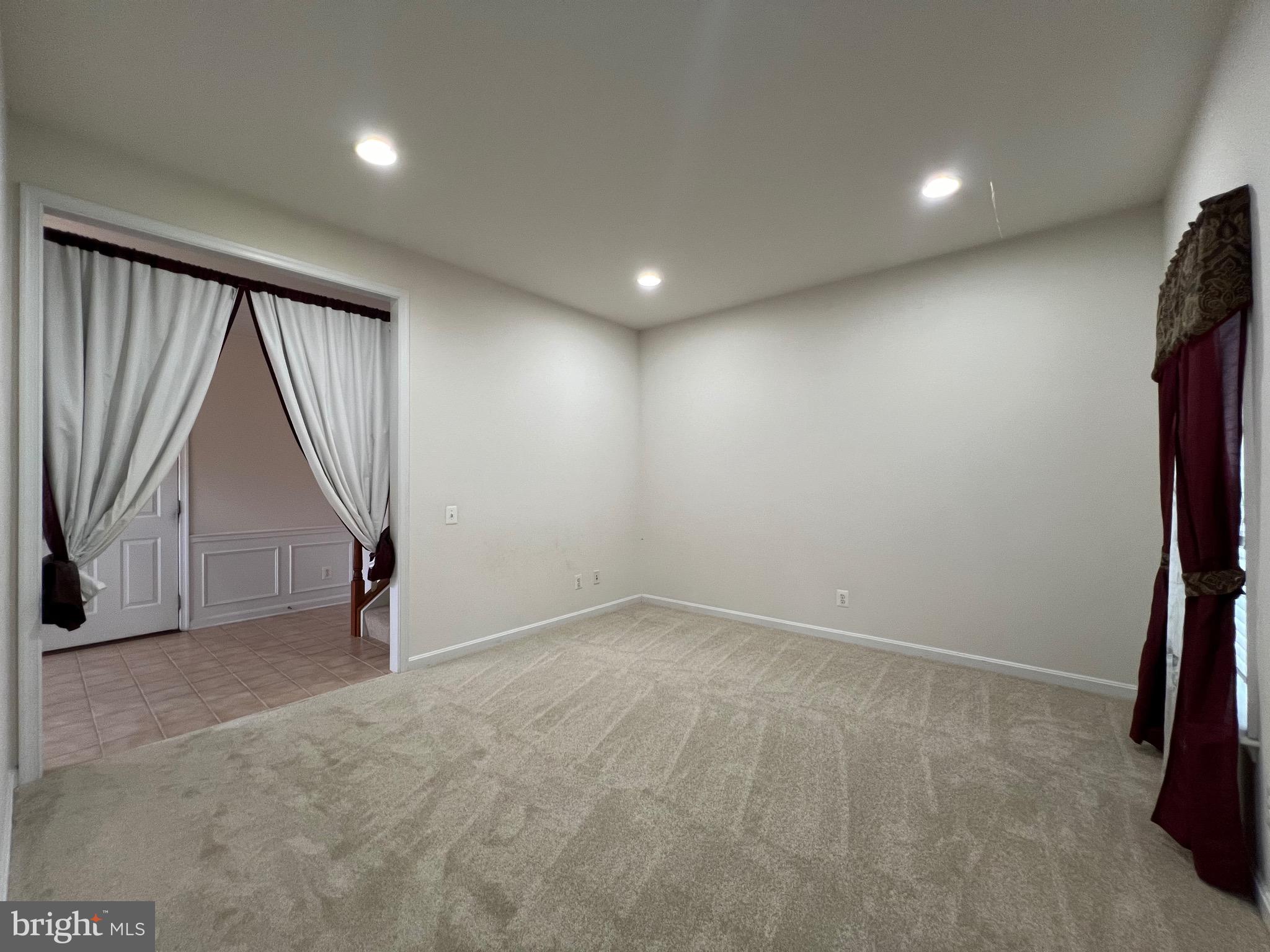 FAIRCREST - Residential Lease