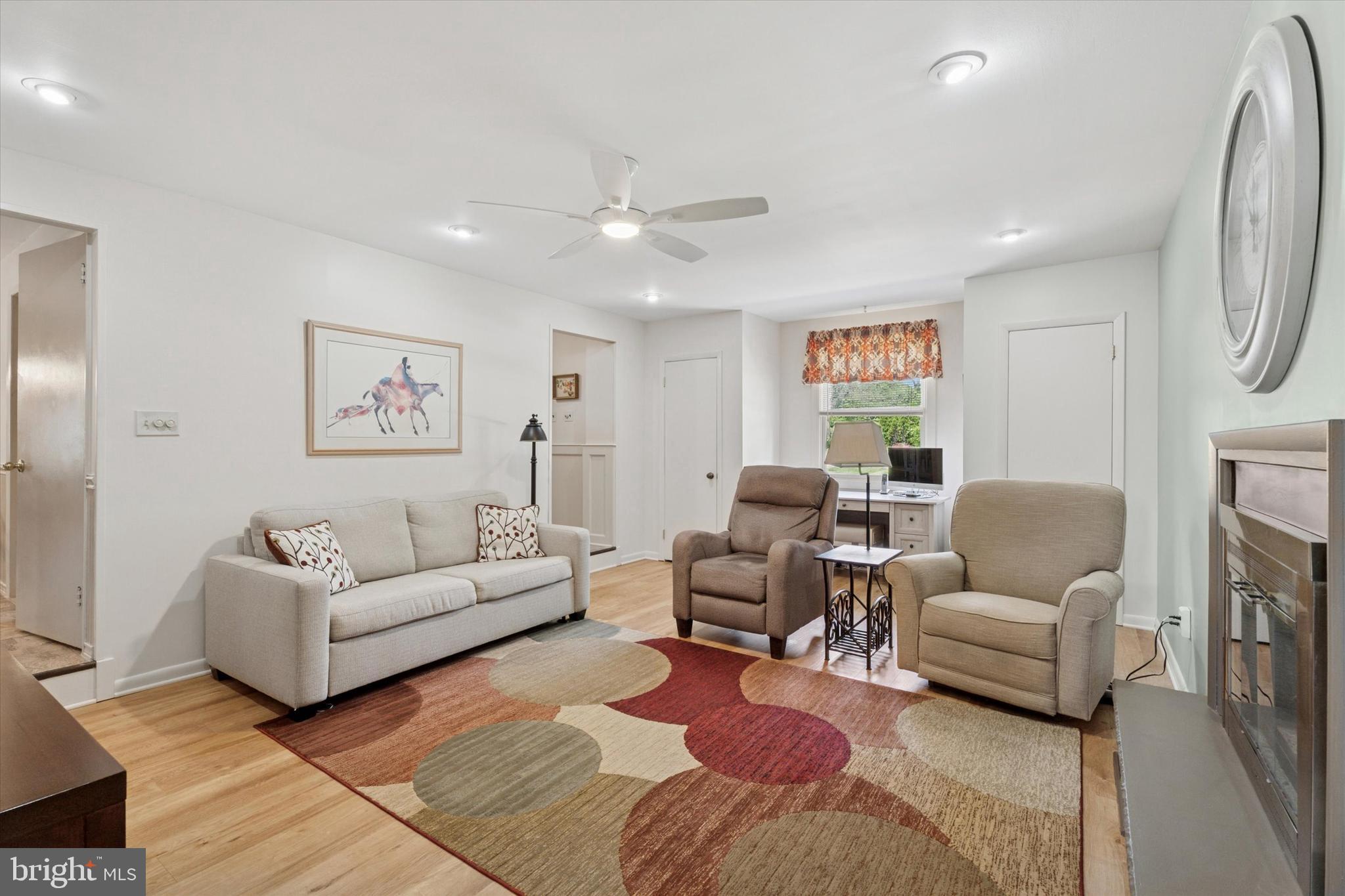 GRAVEL HILL FARM - Residential