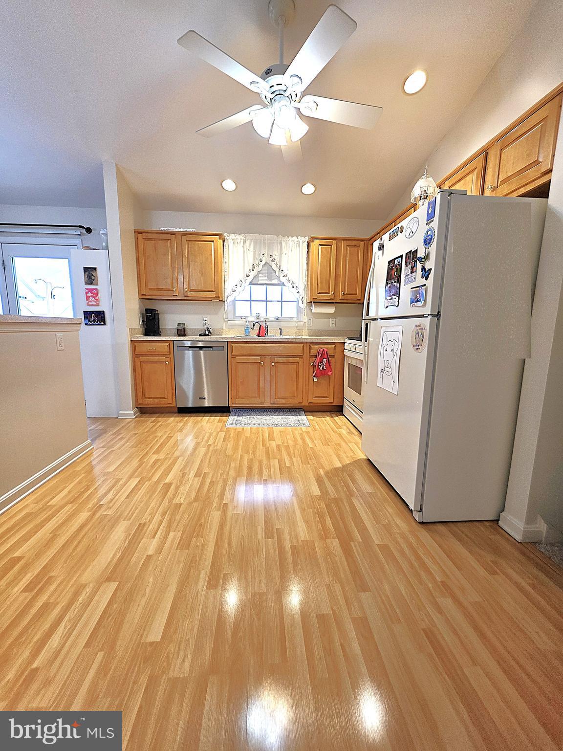 HICKORY RIDGE - Residential