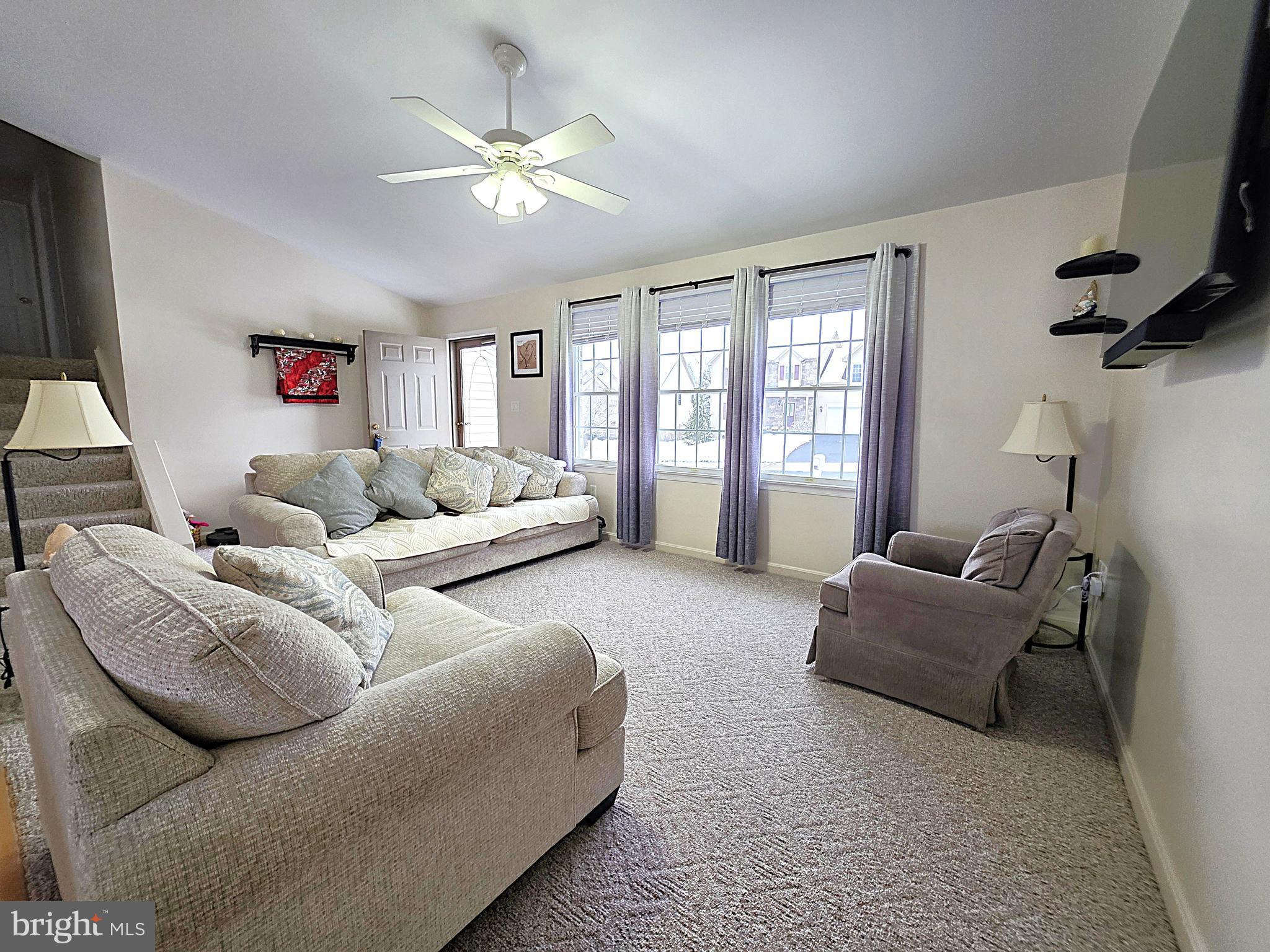 HICKORY RIDGE - Residential