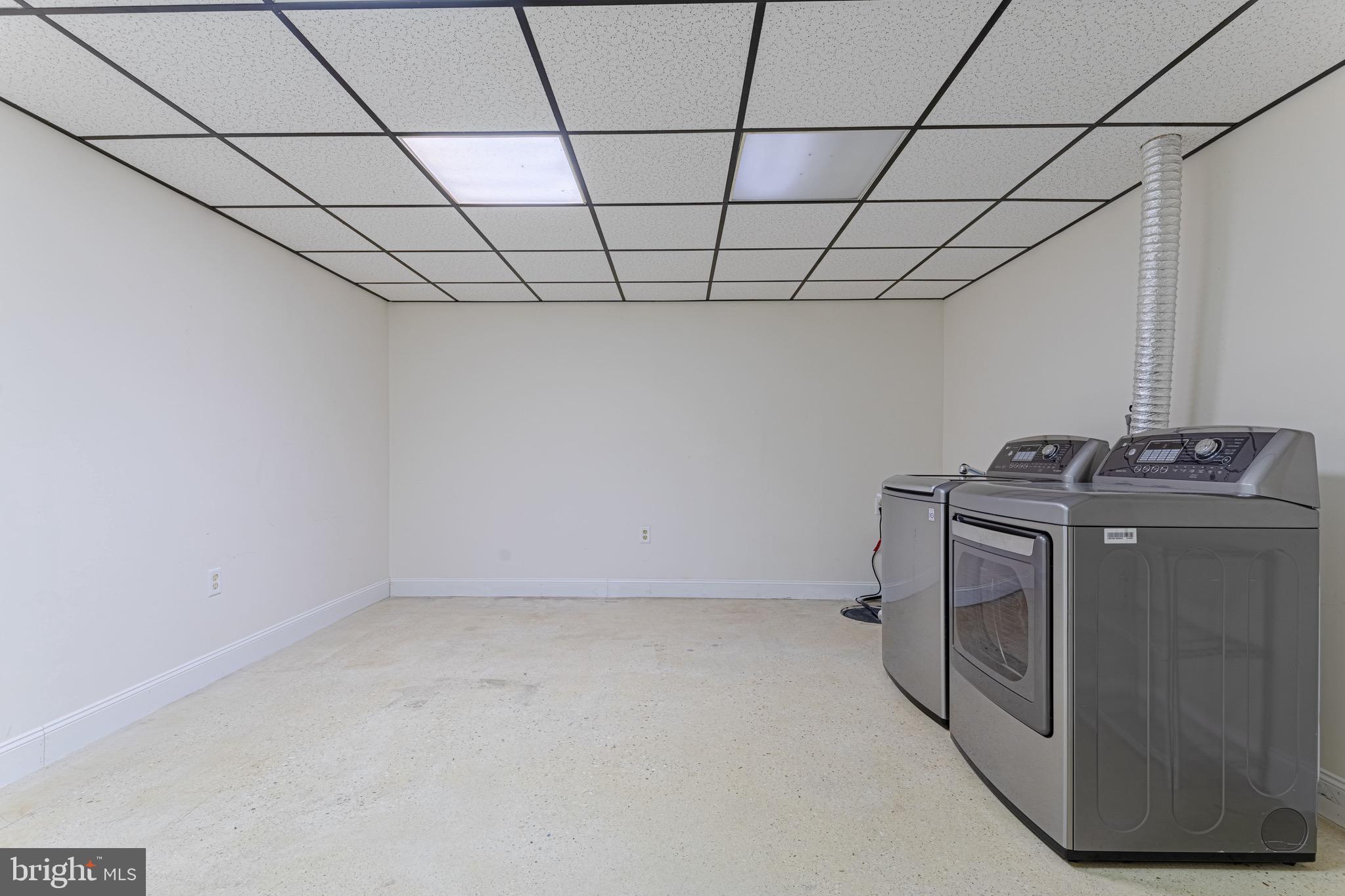 STRAWBERRY HILLS - Residential