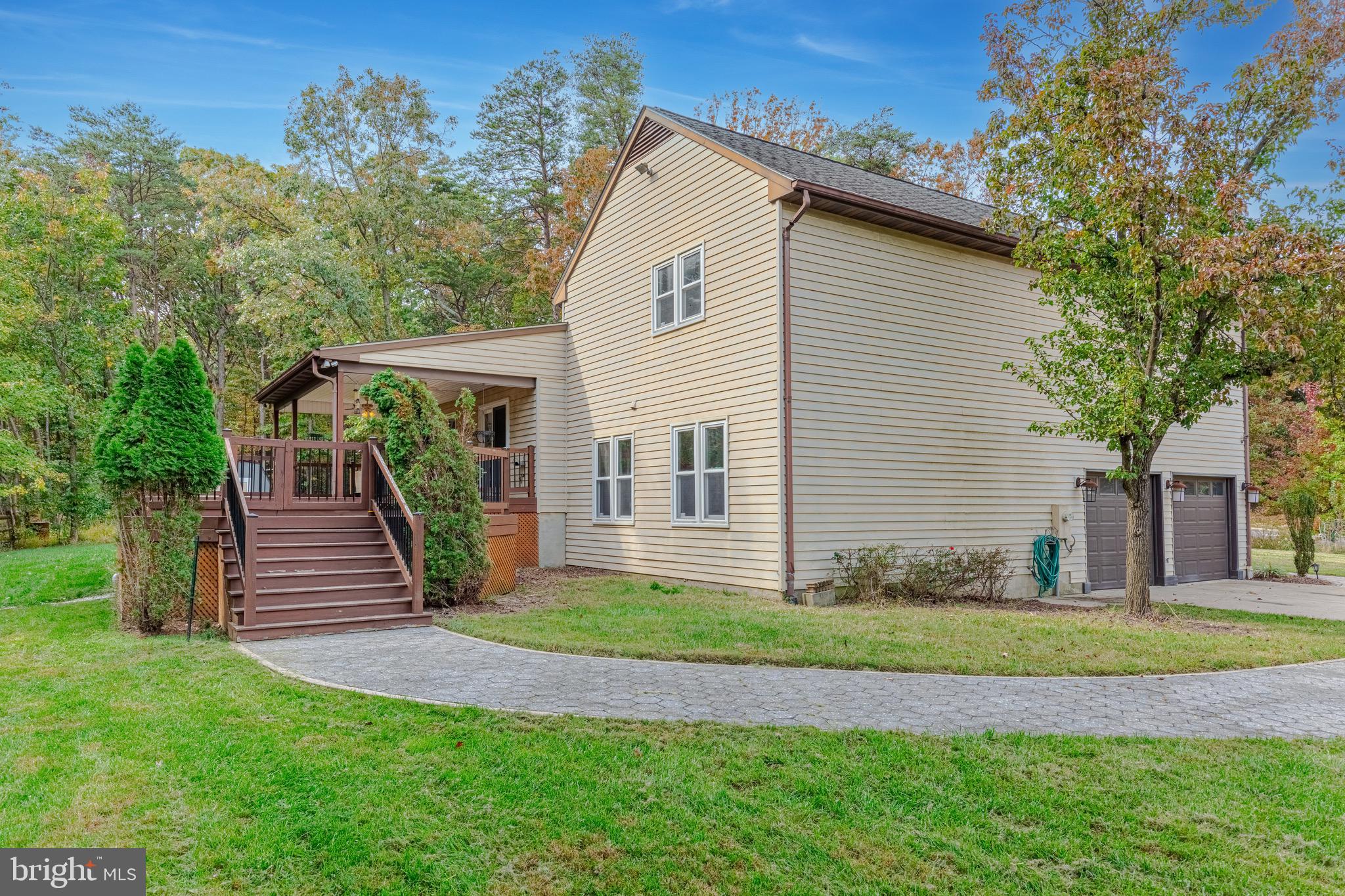 STRAWBERRY HILLS - Residential