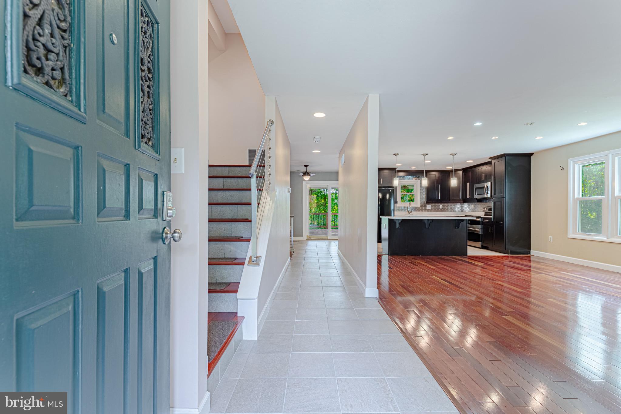 STRAWBERRY HILLS - Residential