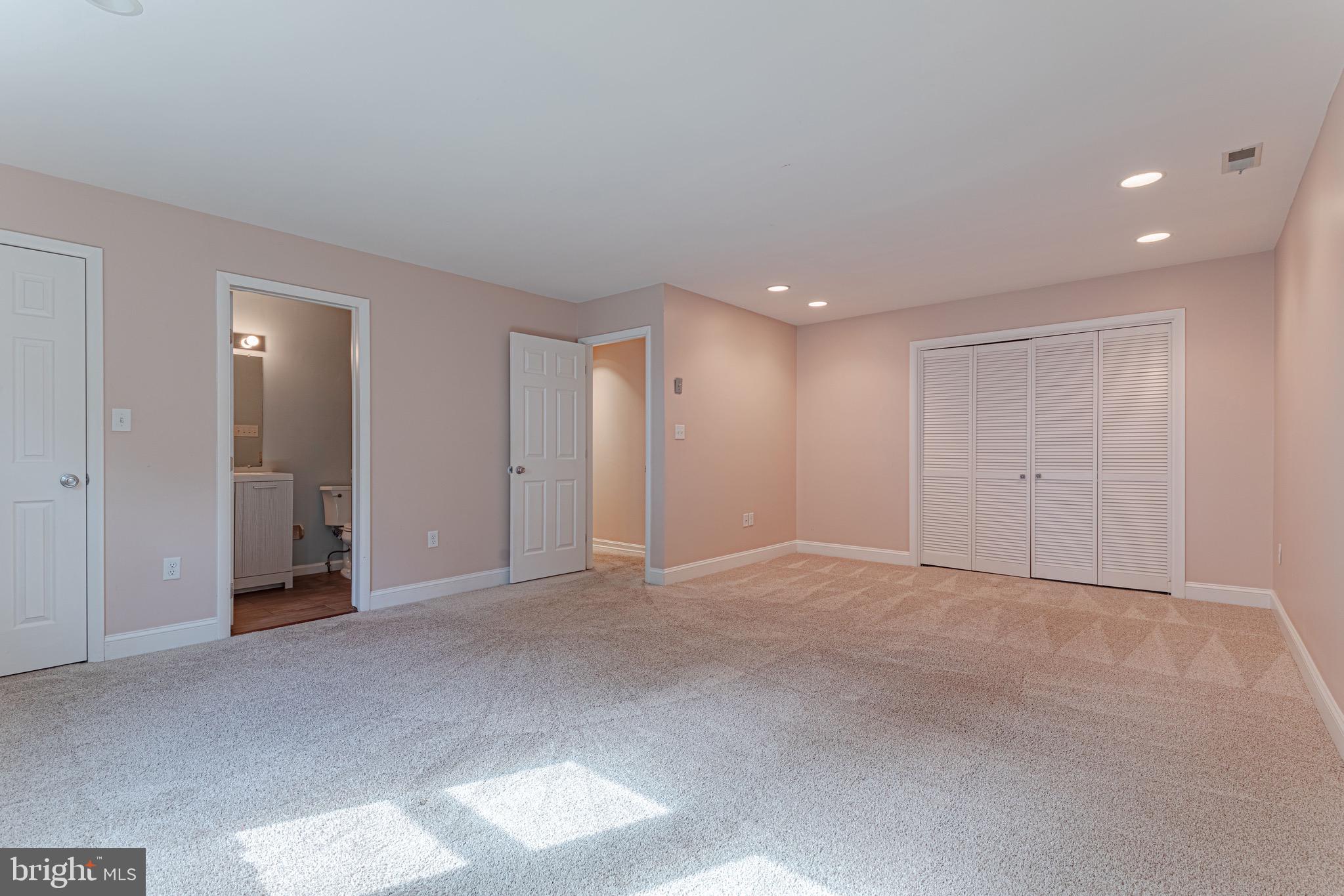 STRAWBERRY HILLS - Residential