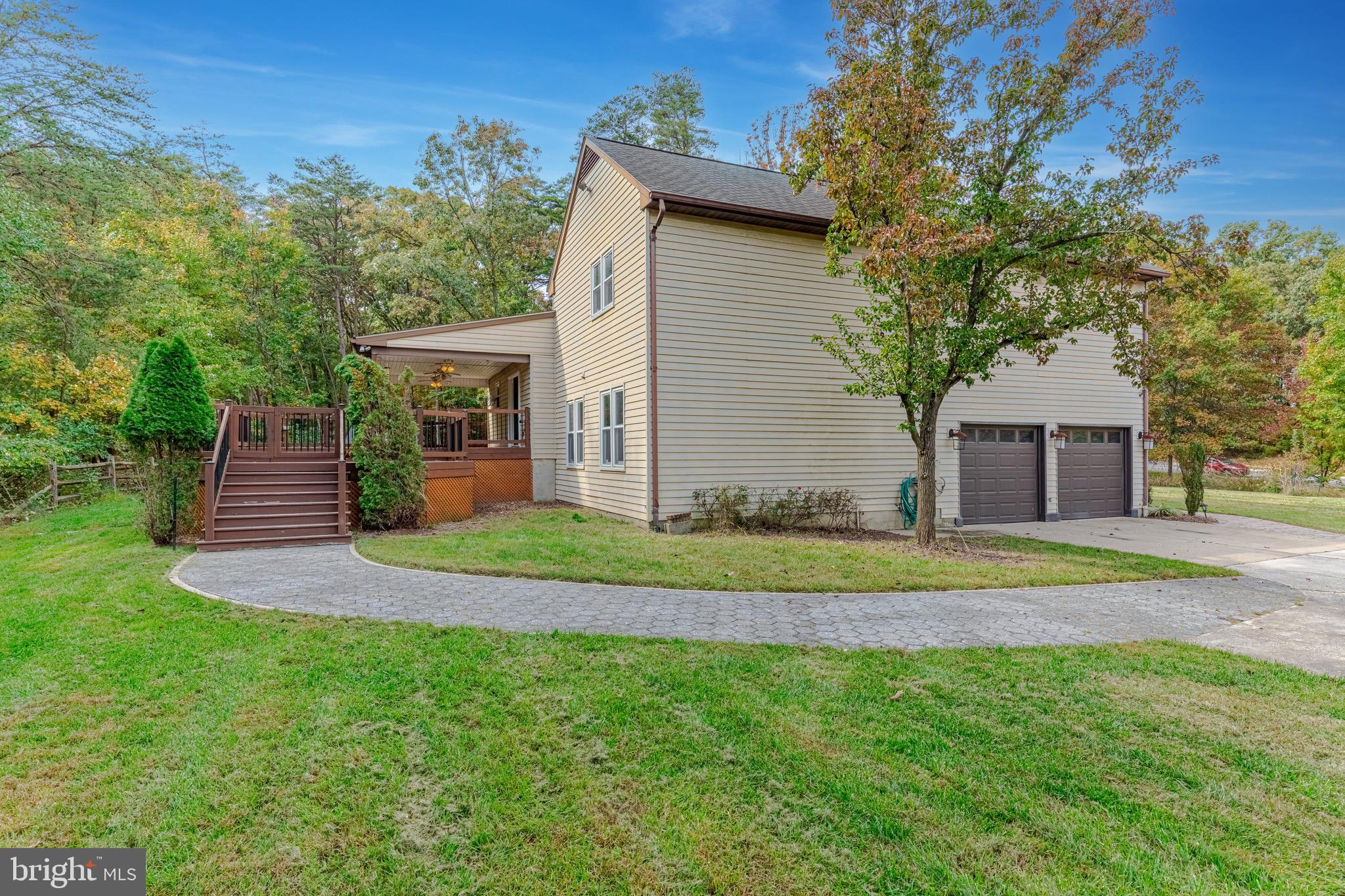 STRAWBERRY HILLS - Residential