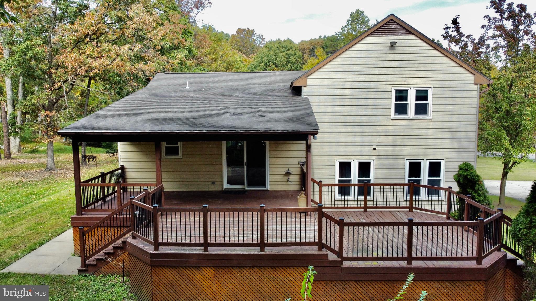 STRAWBERRY HILLS - Residential