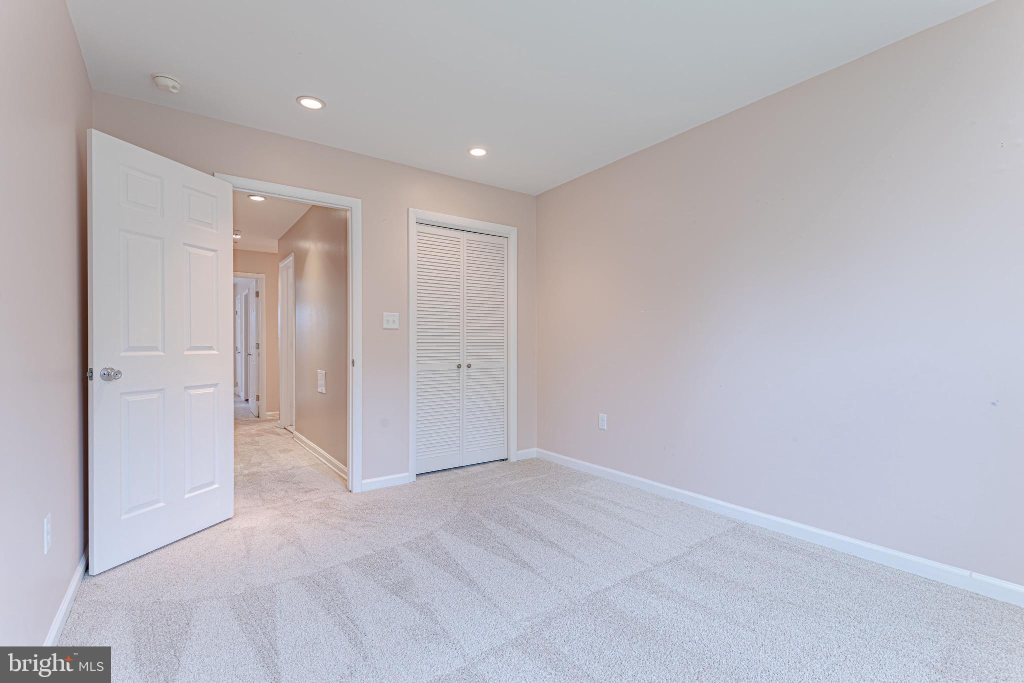 STRAWBERRY HILLS - Residential