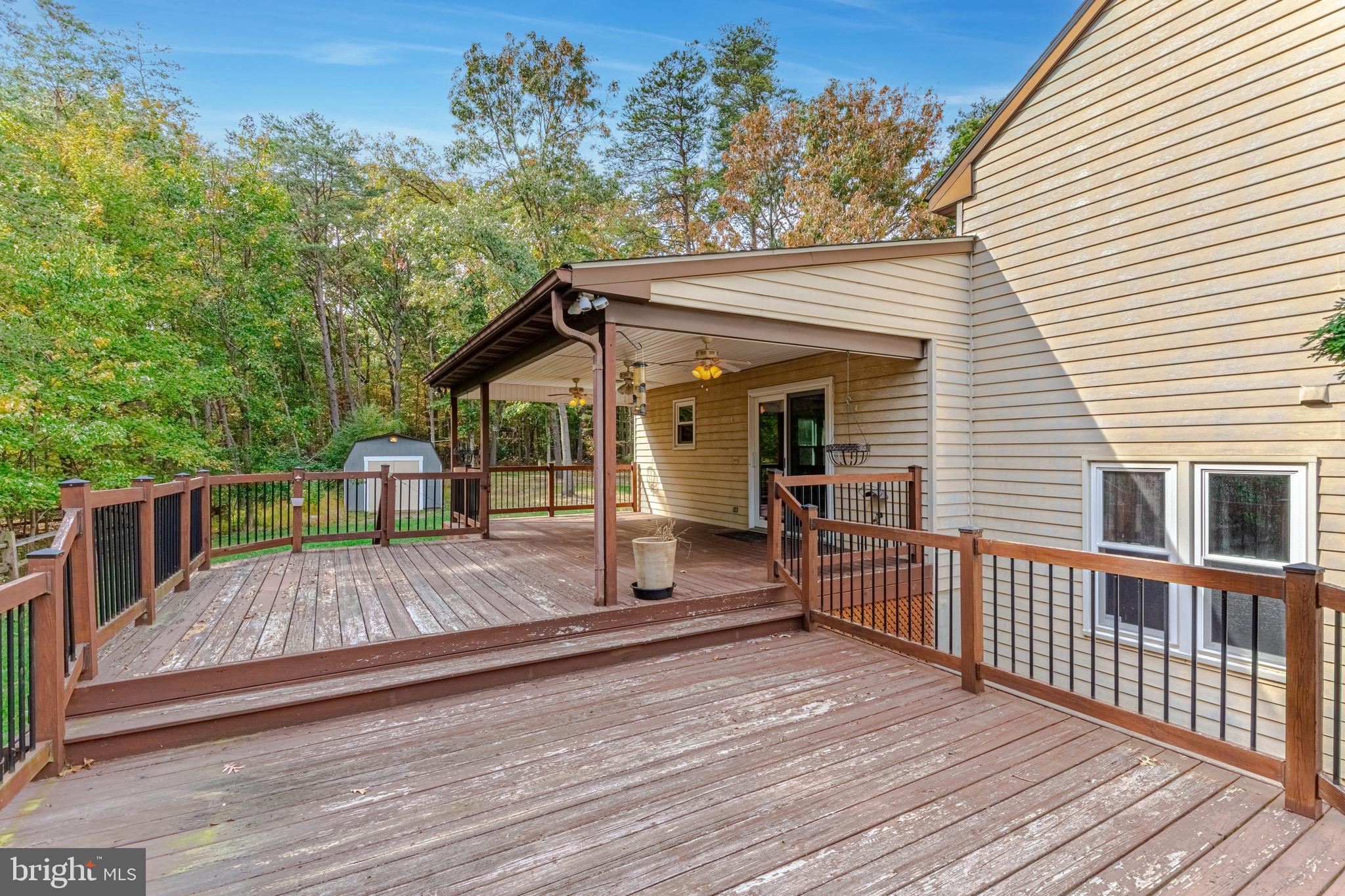 STRAWBERRY HILLS - Residential