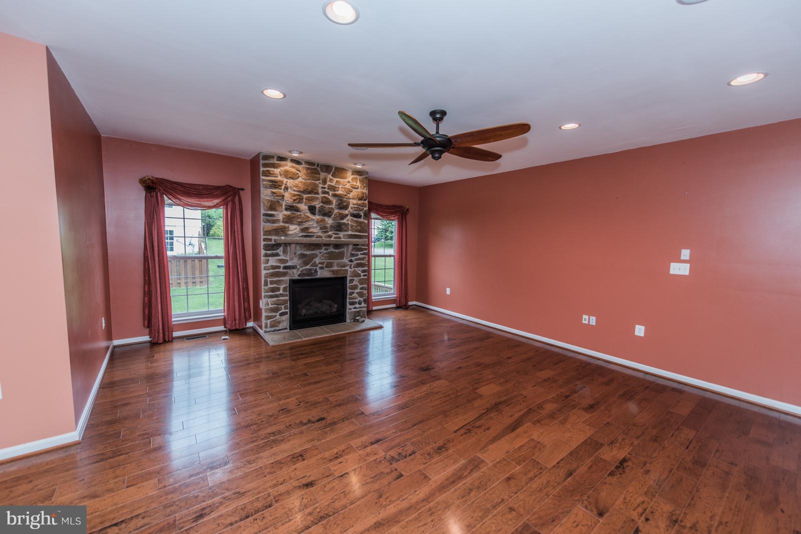 THE GALLERY - Residential