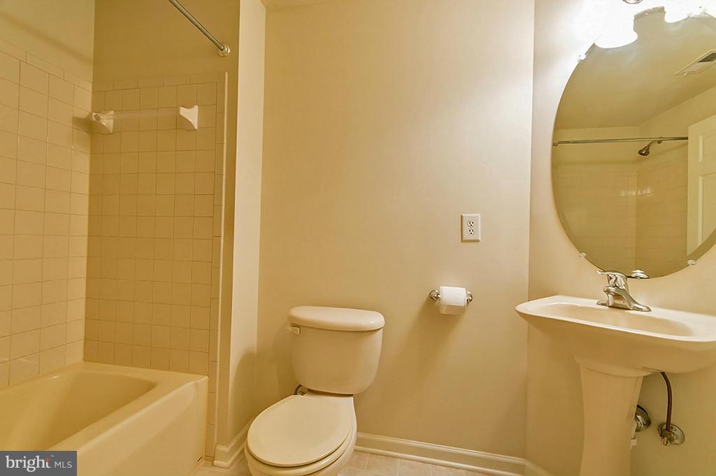 PRENTISS POINT - Residential