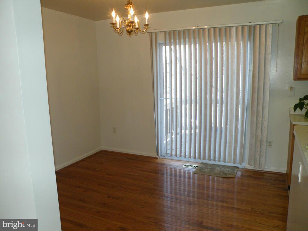 COLONY SQUARE - Residential