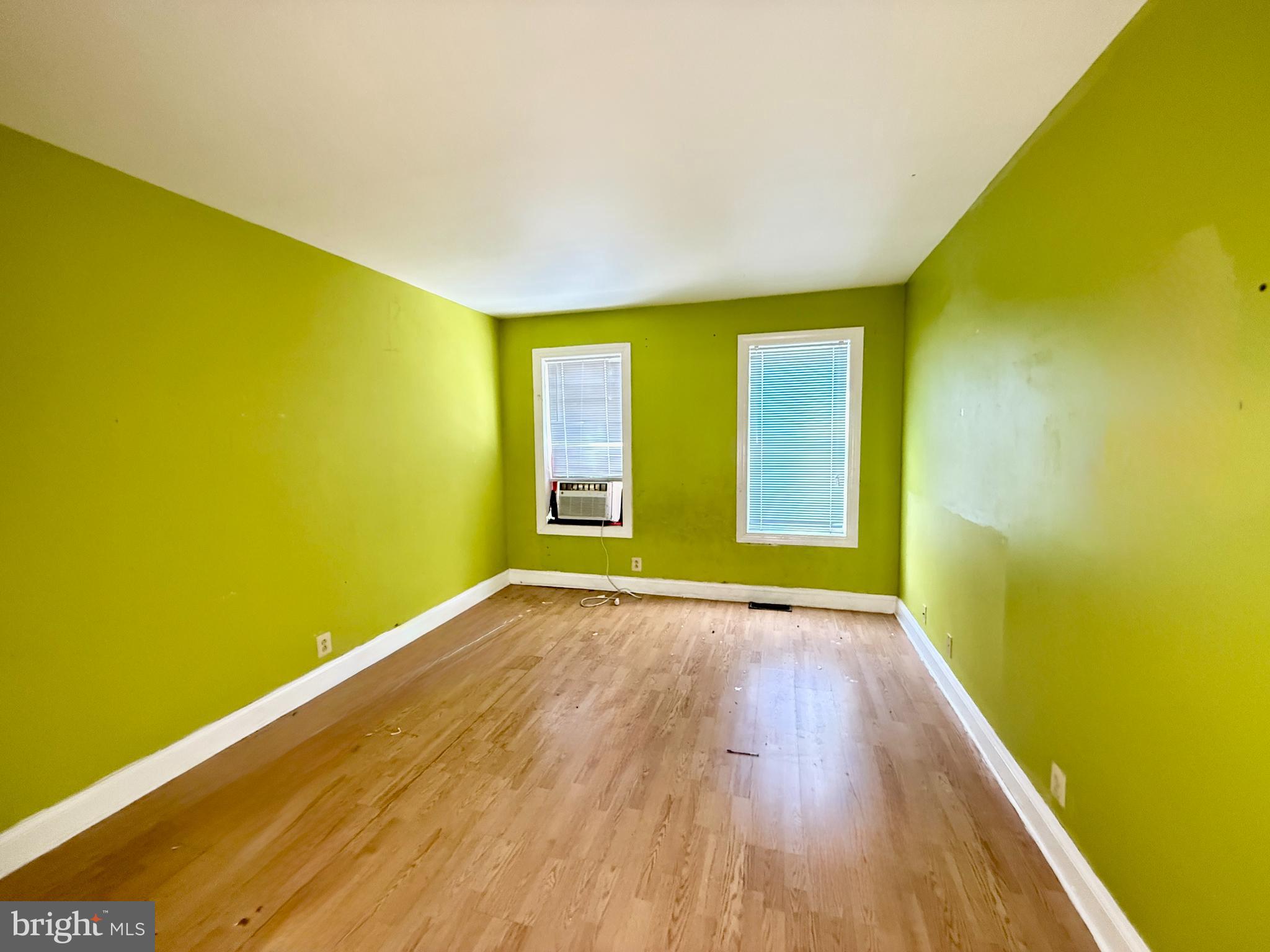 GREEKTOWN - Residential