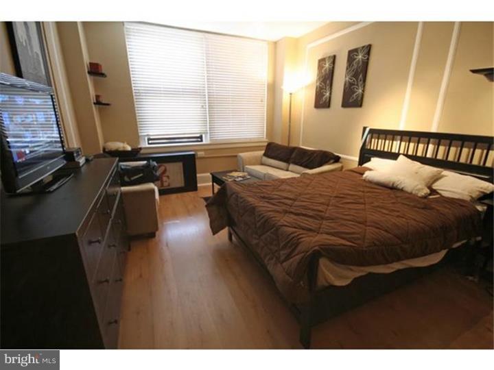 CENTER CITY - Residential Lease