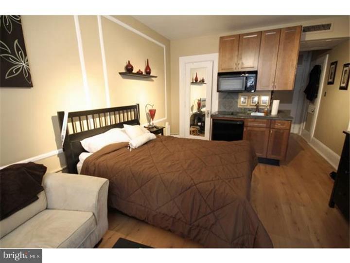 CENTER CITY - Residential Lease