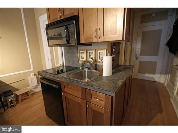 CENTER CITY - Residential Lease