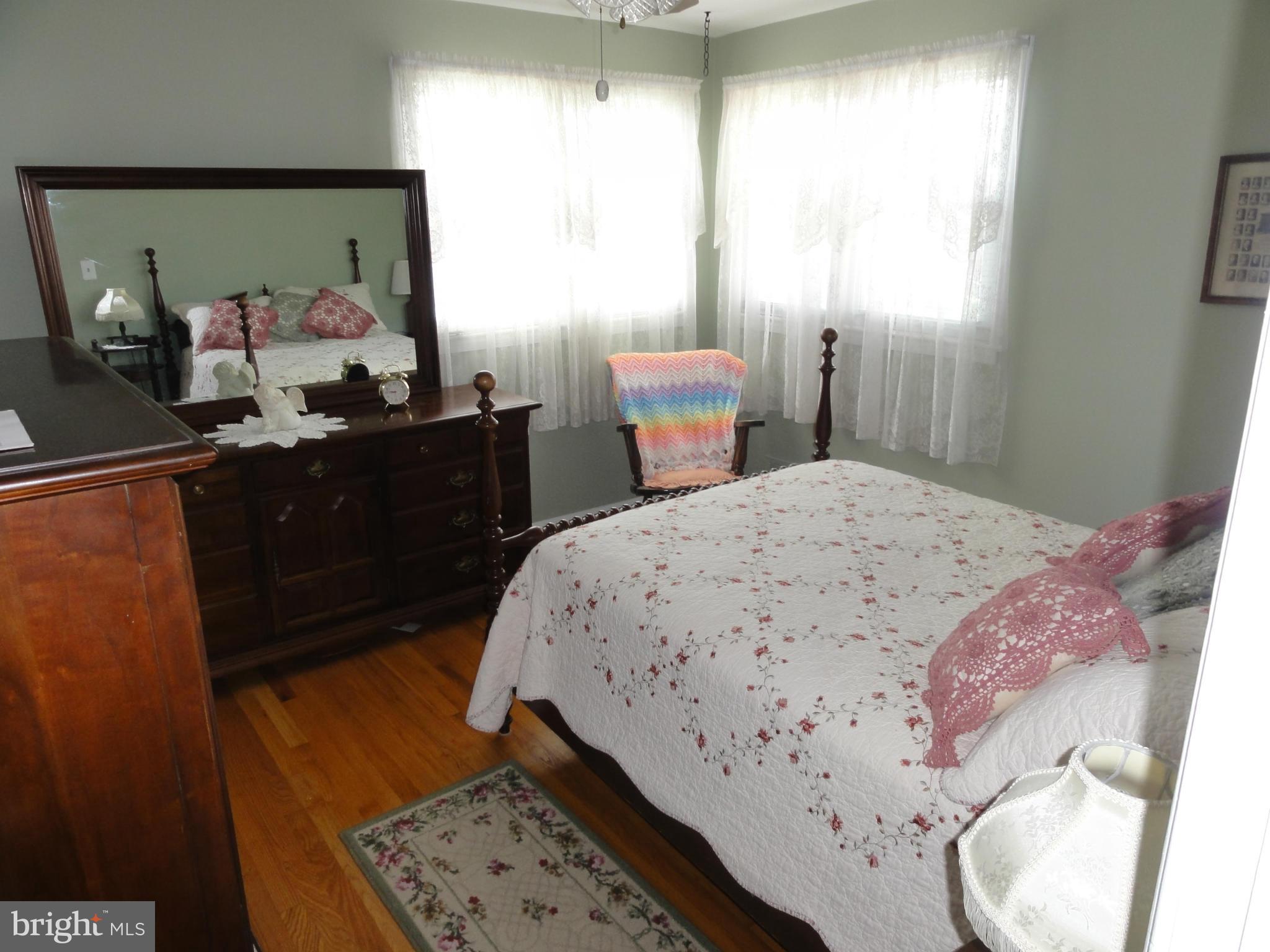 BEVERLY HILLS - Residential