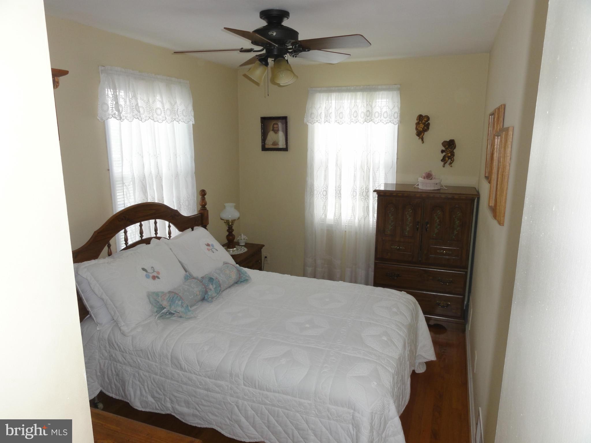 BEVERLY HILLS - Residential