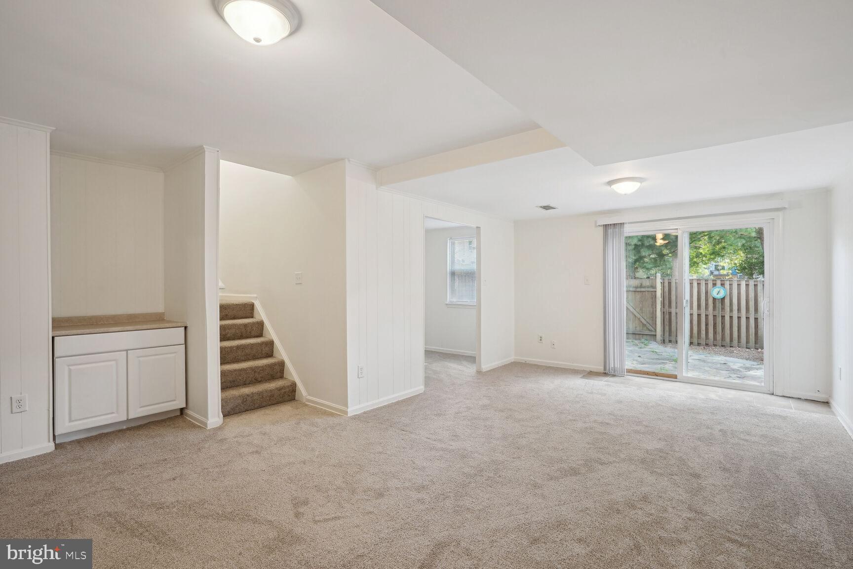 NEWBERRY STATION - Residential Lease