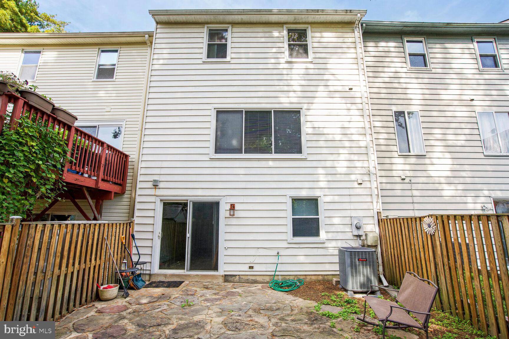 NEWBERRY STATION - Residential Lease