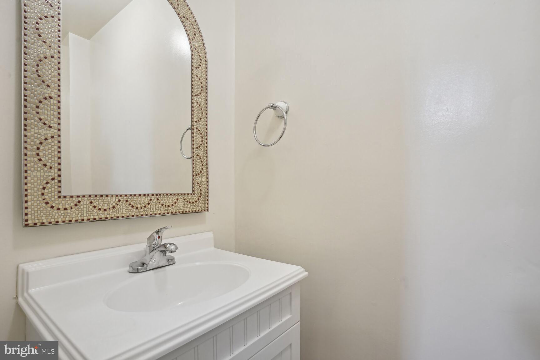 NEWBERRY STATION - Residential Lease