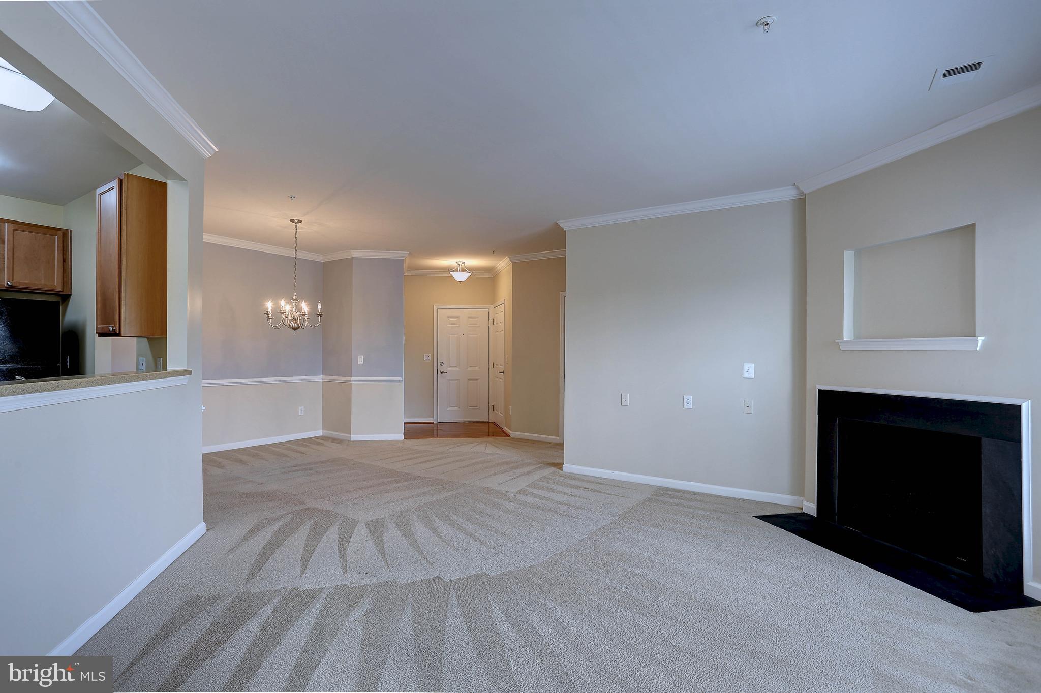 8280 STONE CROP DRIVE E