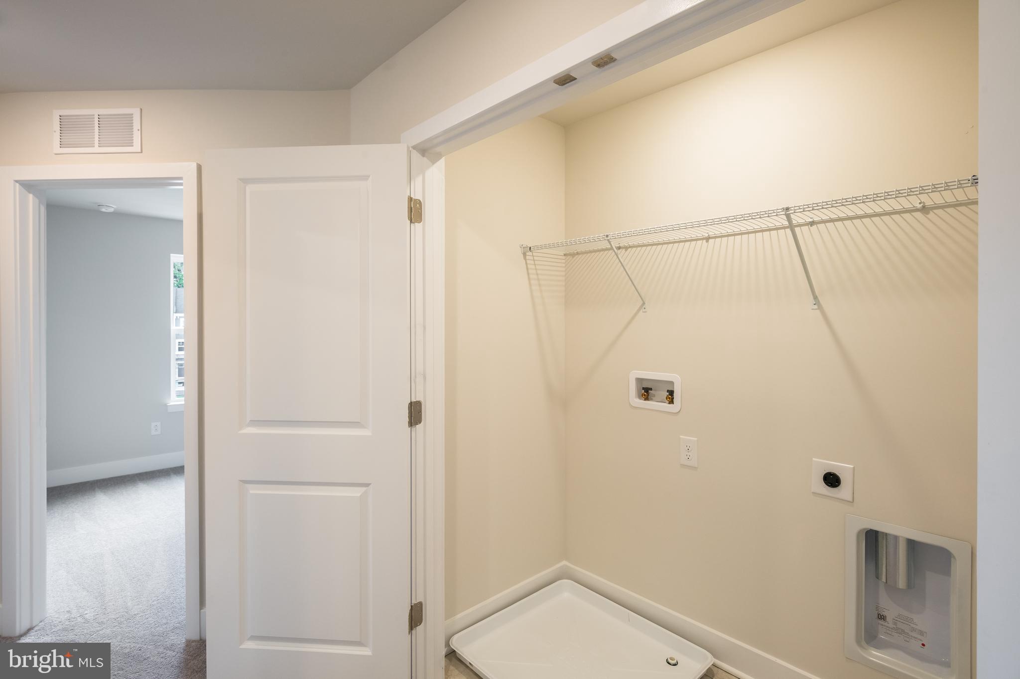 SEA OAKS VILLAGE - Residential