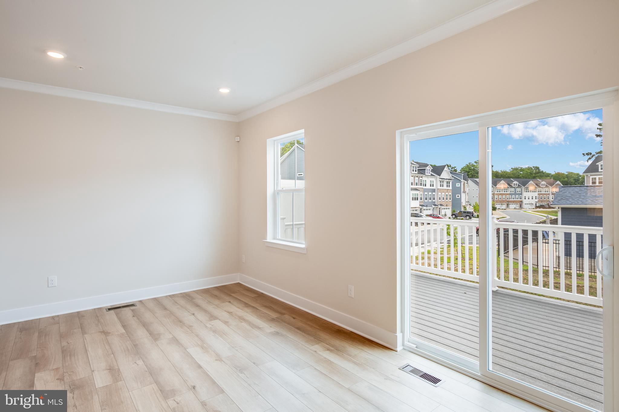 SEA OAKS VILLAGE - Residential