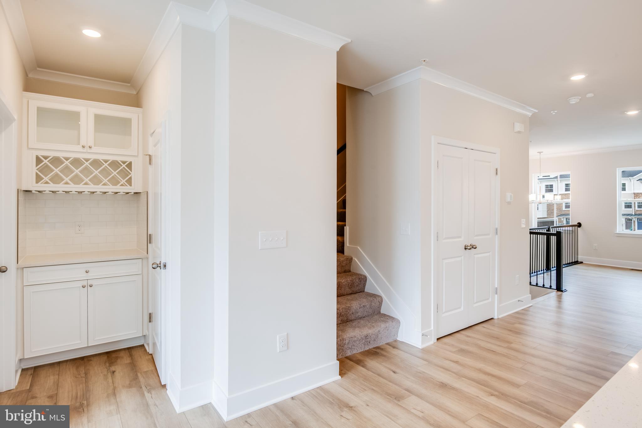 SEA OAKS VILLAGE - Residential