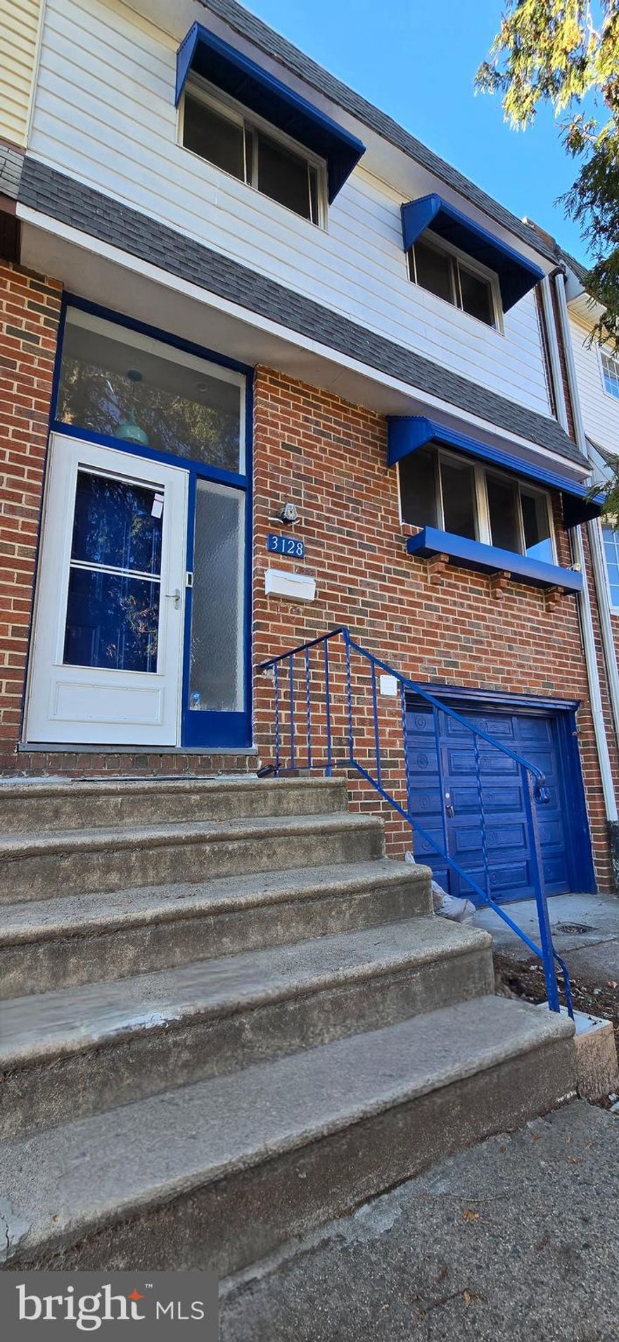 Charming Starter Home in Parkwood with Modern Upgrades!

    Discover your dream home in the sought-after Parkwood neighborhood! This beautifully renovated 4-bedroom, 2.5-bath gem offers the perfect blend of style, comfort, and convenience.
    Spacious Living Areas: Relax in the expansive living room, complete with central A/C to keep you cool in the summer and cozy in the winter.
    Finished Basement: The fully finished basement provides extra living space, ideal for a home office, playroom, or entertainment area.
    Outdoor Oasis: Enjoy the large, enclosed backyard, perfect for hosting gatherings, gardening, or giving your pets room to play—yes, it’s pet-friendly!
    Prime Location: Nestled in the heart of Parkwood, this home is close to public transportation, shopping malls, and a variety of restaurants. Commuting is a breeze with easy access to I-95.