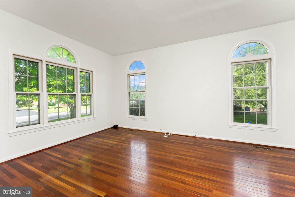 MEADOWS OF MINNIEVILLE - Residential