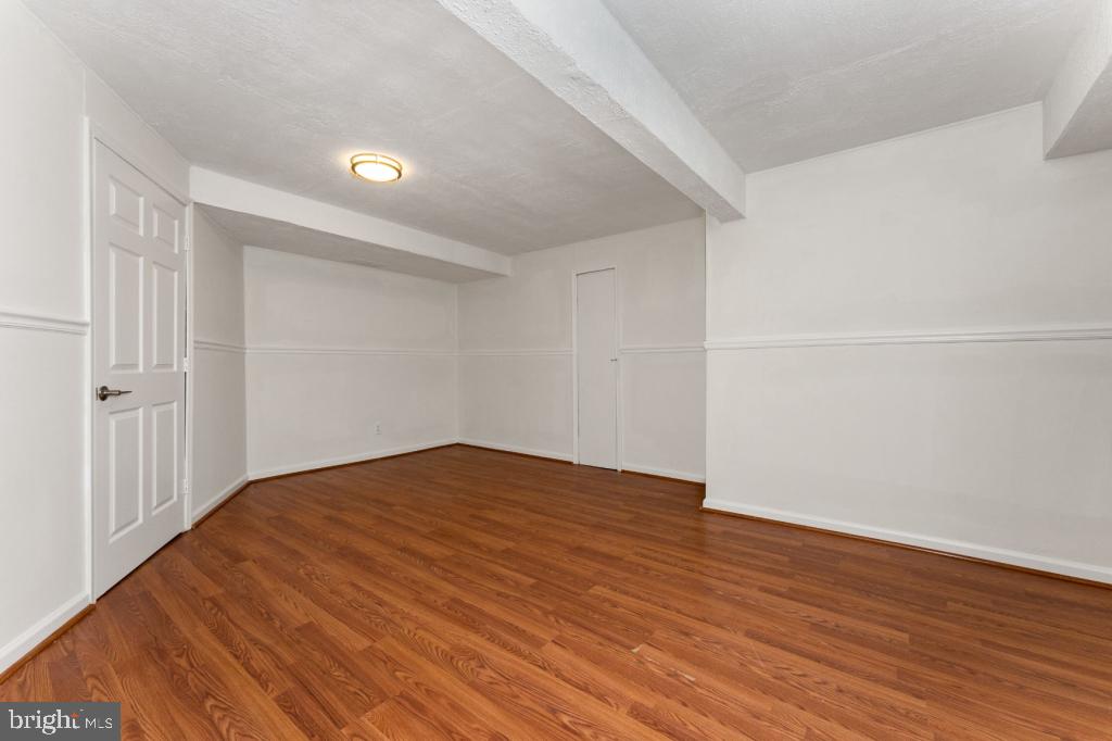 MEADOWS OF MINNIEVILLE - Residential