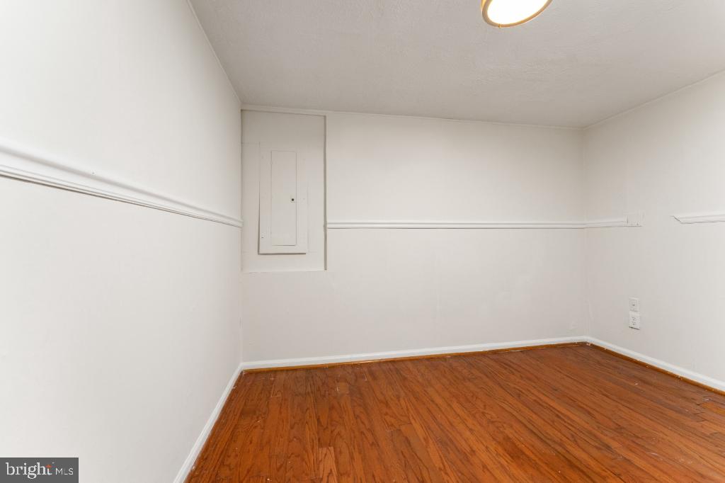 MEADOWS OF MINNIEVILLE - Residential