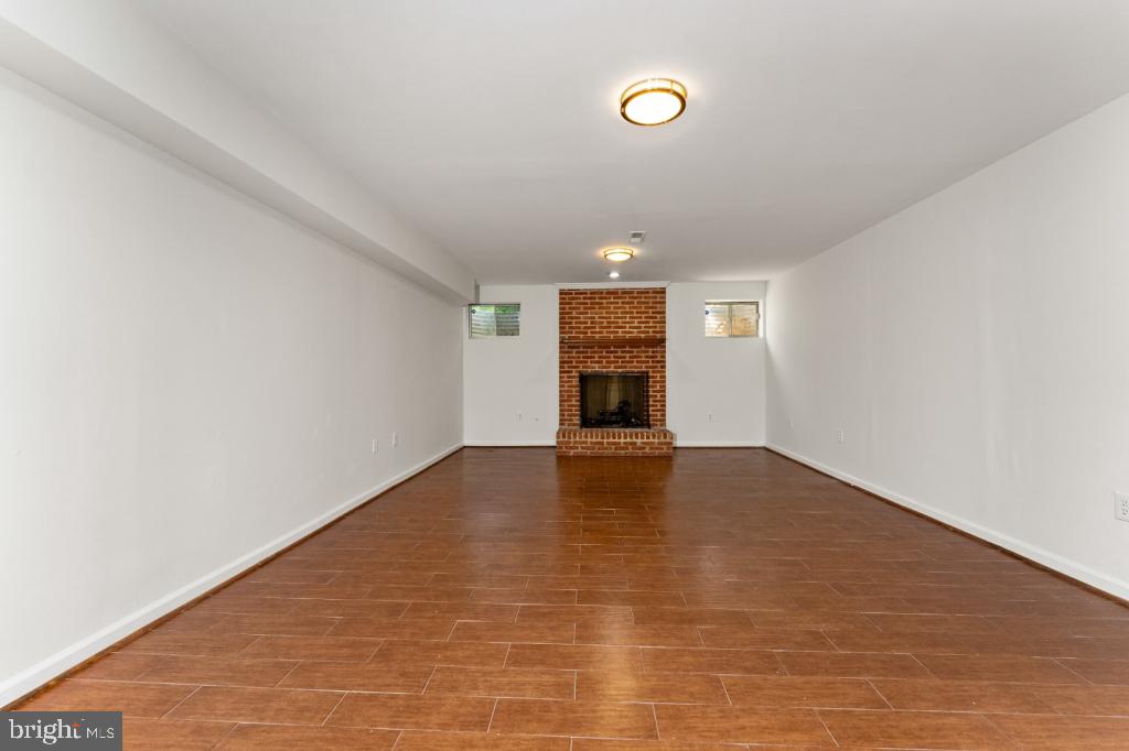 MEADOWS OF MINNIEVILLE - Residential